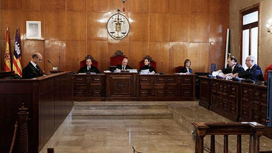 Munar denuncia que el fiscal la discriminó en el caso Can Domenge