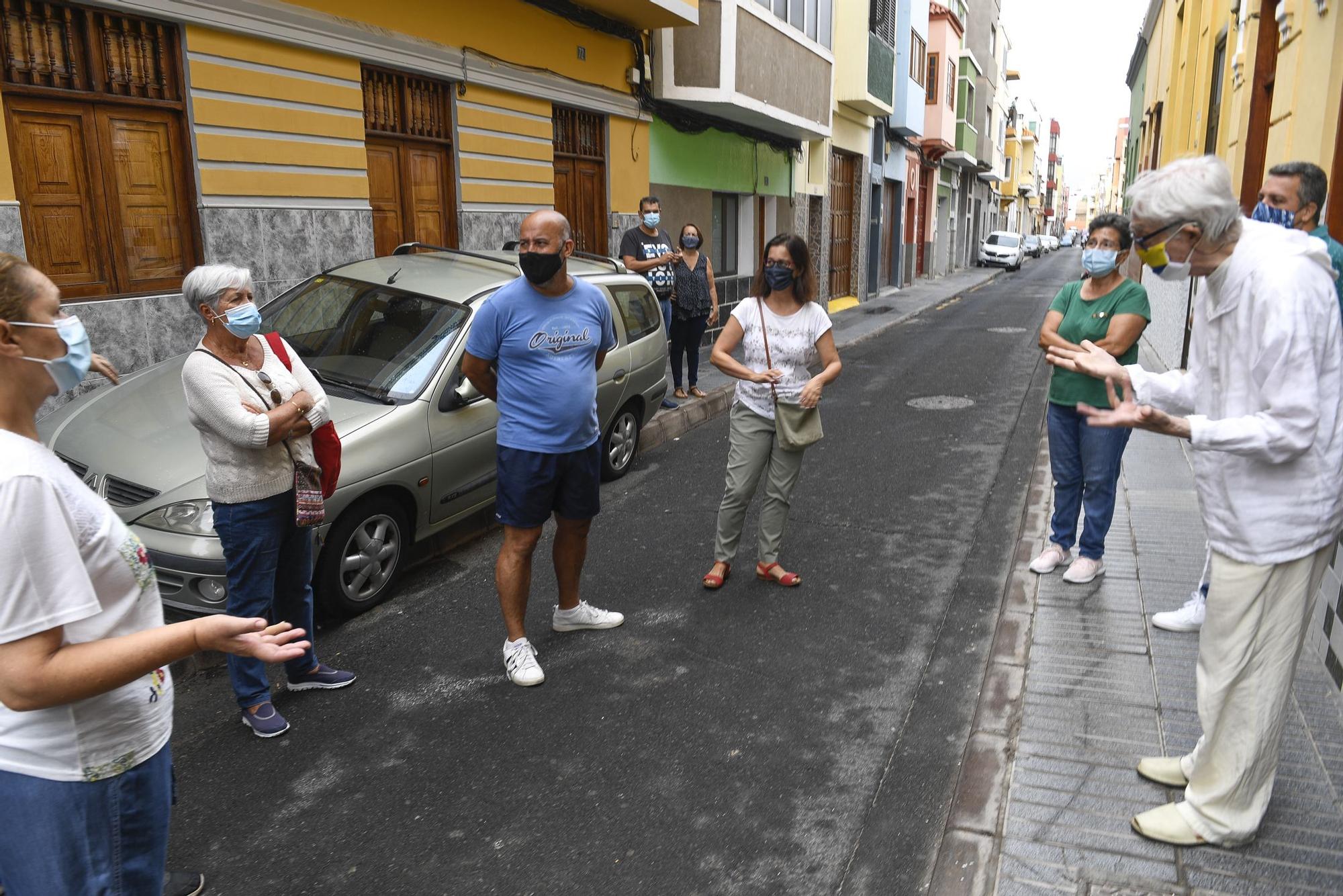 Los vecinos se unen contra los okupas en la calle Tauro