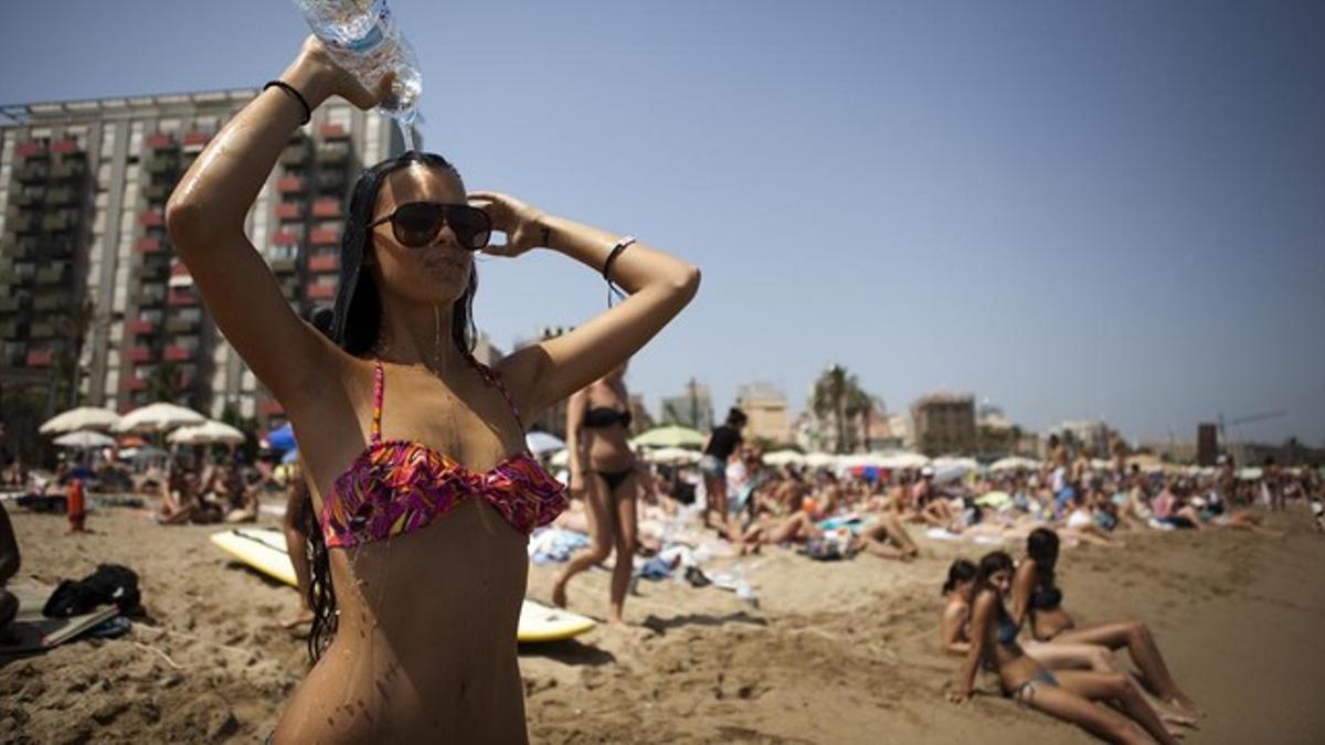 La exposición excesiva al sol, aumenta un 10% la incidencia de cáncer de piel en España