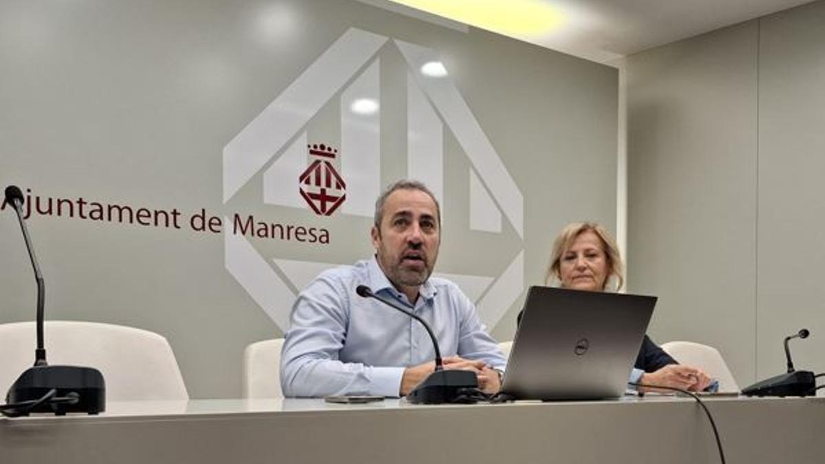 Ramon Bacardit i Mònica de Llorens durant la roda de premsa