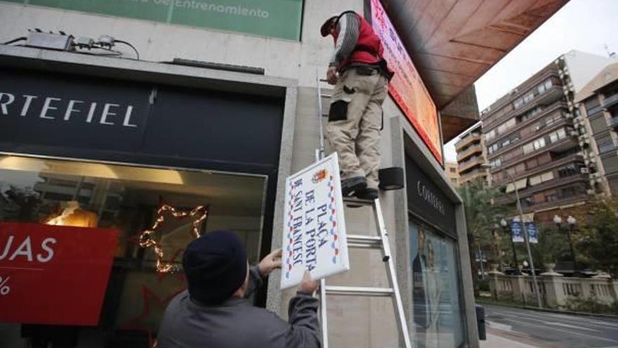 El cambio de nombre de la plaza de Calvo Sotelo por Puerta de San Francisco fue lo que motivó en última instancia la denuncia del PP.