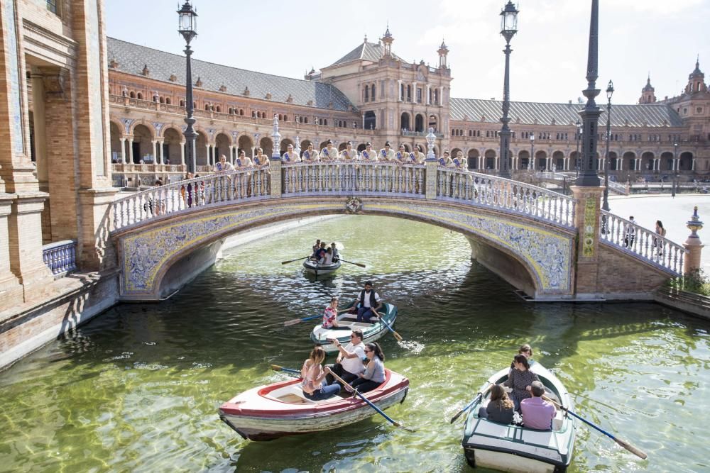 Extra Fallas 2020 | Memoria de la visita de la fallera mayor y corte a Sevilla