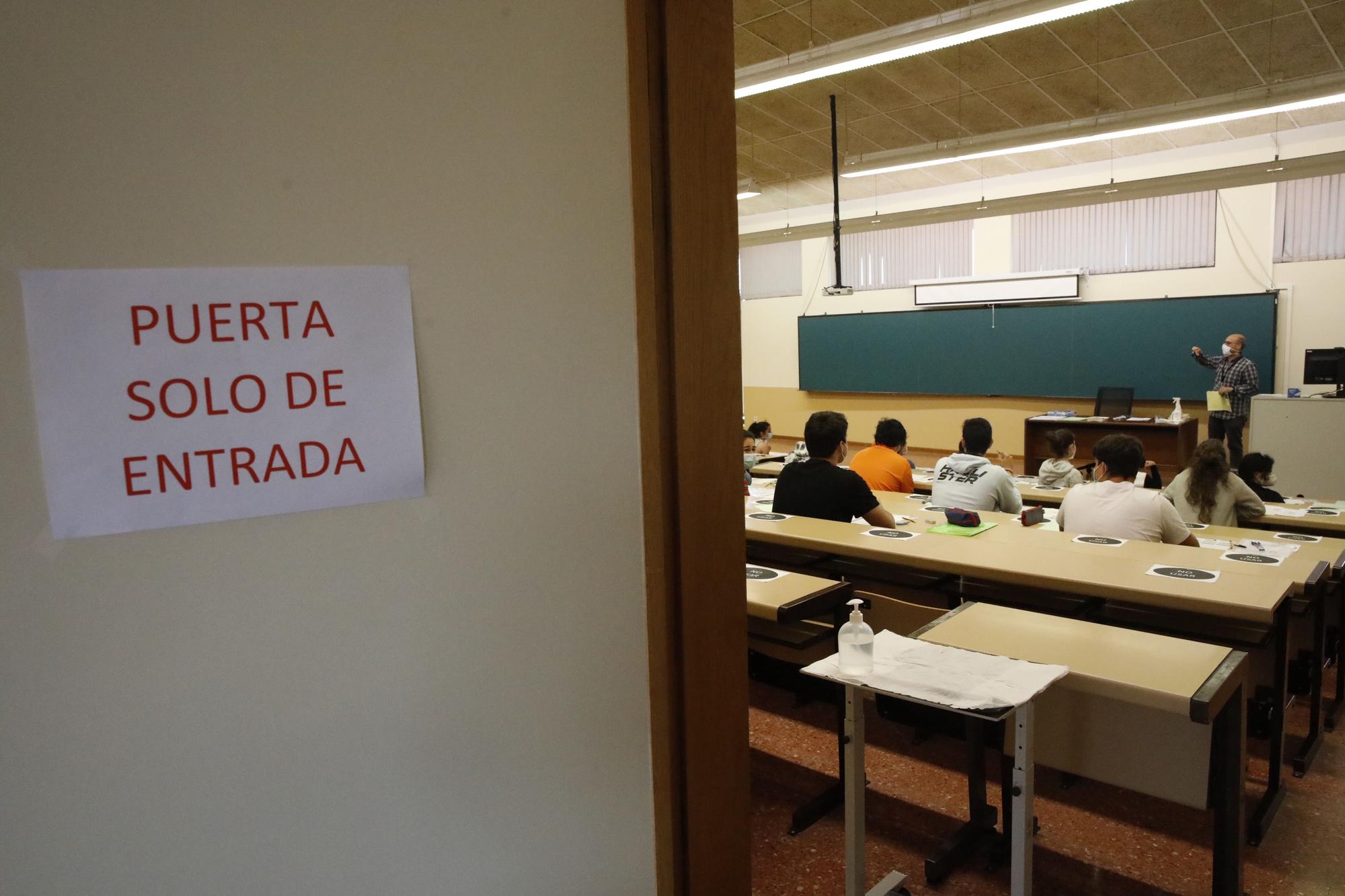 Primera jornada de la EBAU en Gijón