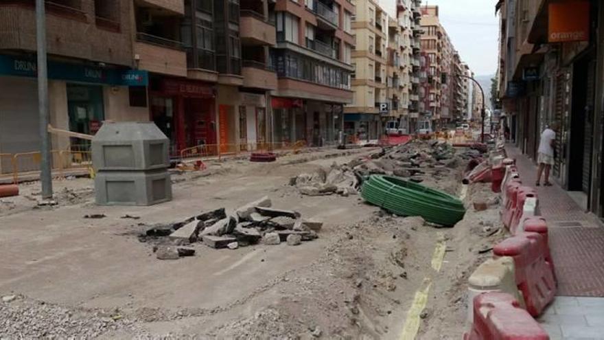 Las obras han tomado el centro de la ciudad de Lorca, como la avenida de Juan Carlos I.