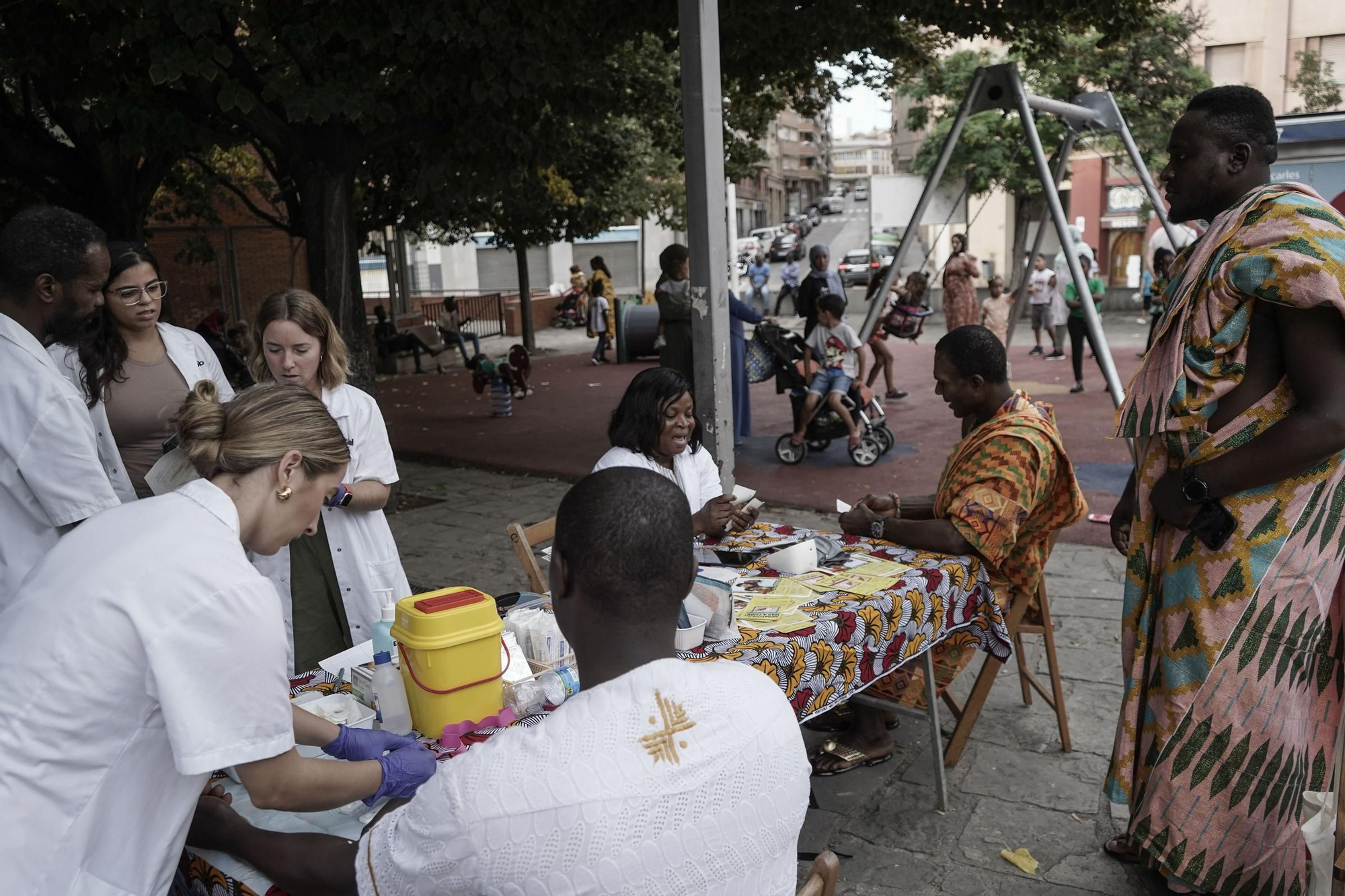 Totes les imatges de la festa solidària de la comunitat de Ghana