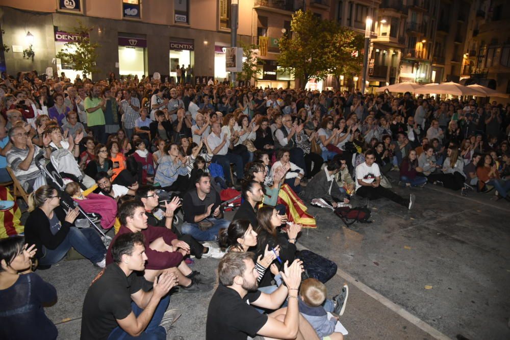 La plaça de Sant Domènec de Manresa, aquest dimarts al vespre.