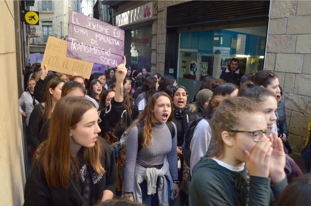 Passacarrers del 8-M a Manresa