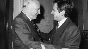 Josep Tarradellas y Adolfo Suárez, el 24 de octubre de 1977, día de la toma de posesión como presidente de la Generalitat.