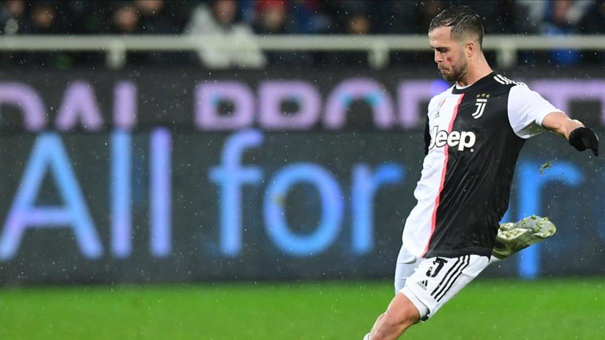 Surgen muchas preguntas sobre el fichaje de Pjanic