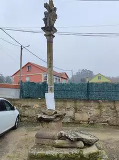 El cruceiro de A Roza llega al Parlamento