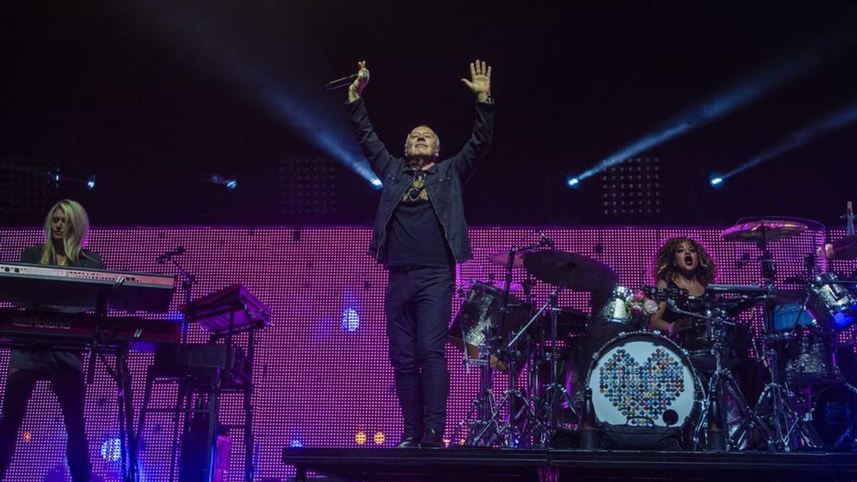 La triunfada de Simple Minds en A Coruña.   | // CASTELEIRO / ROLLER AGENCIA