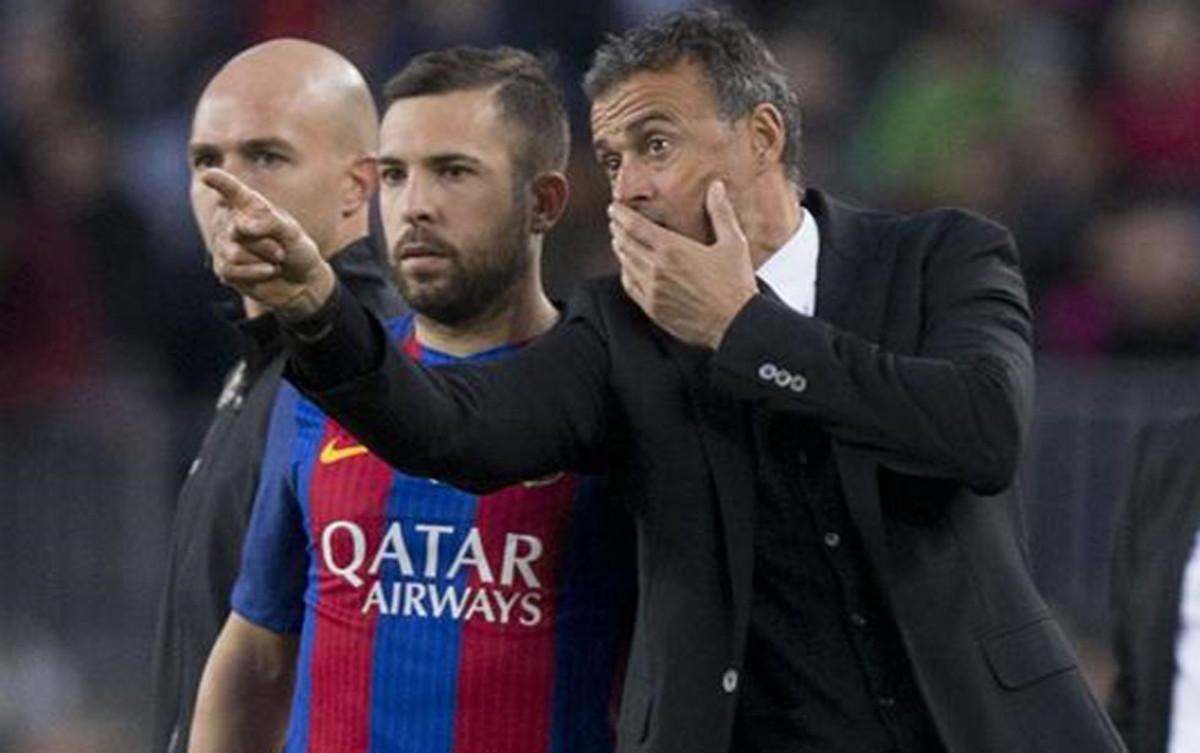 Jordi Alba quiere seguir jugando en el FC Barcelona