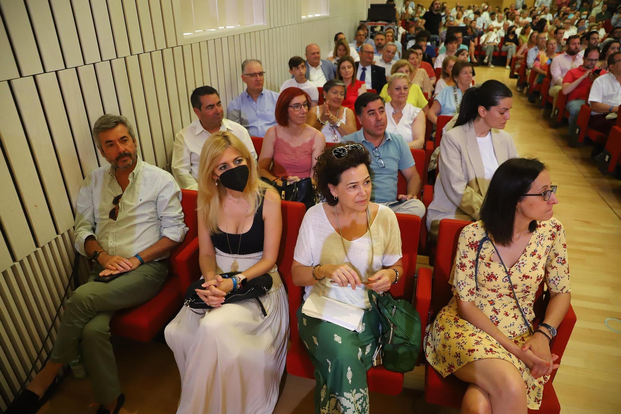 El presidente del Partido Popular, Núñez Feijóo, participa en Córdoba en un acto electoral del PP cordobés