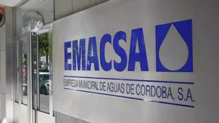 Bellido ofrece agua de Emacsa al norte de la provincia tras la crisis de La Colada