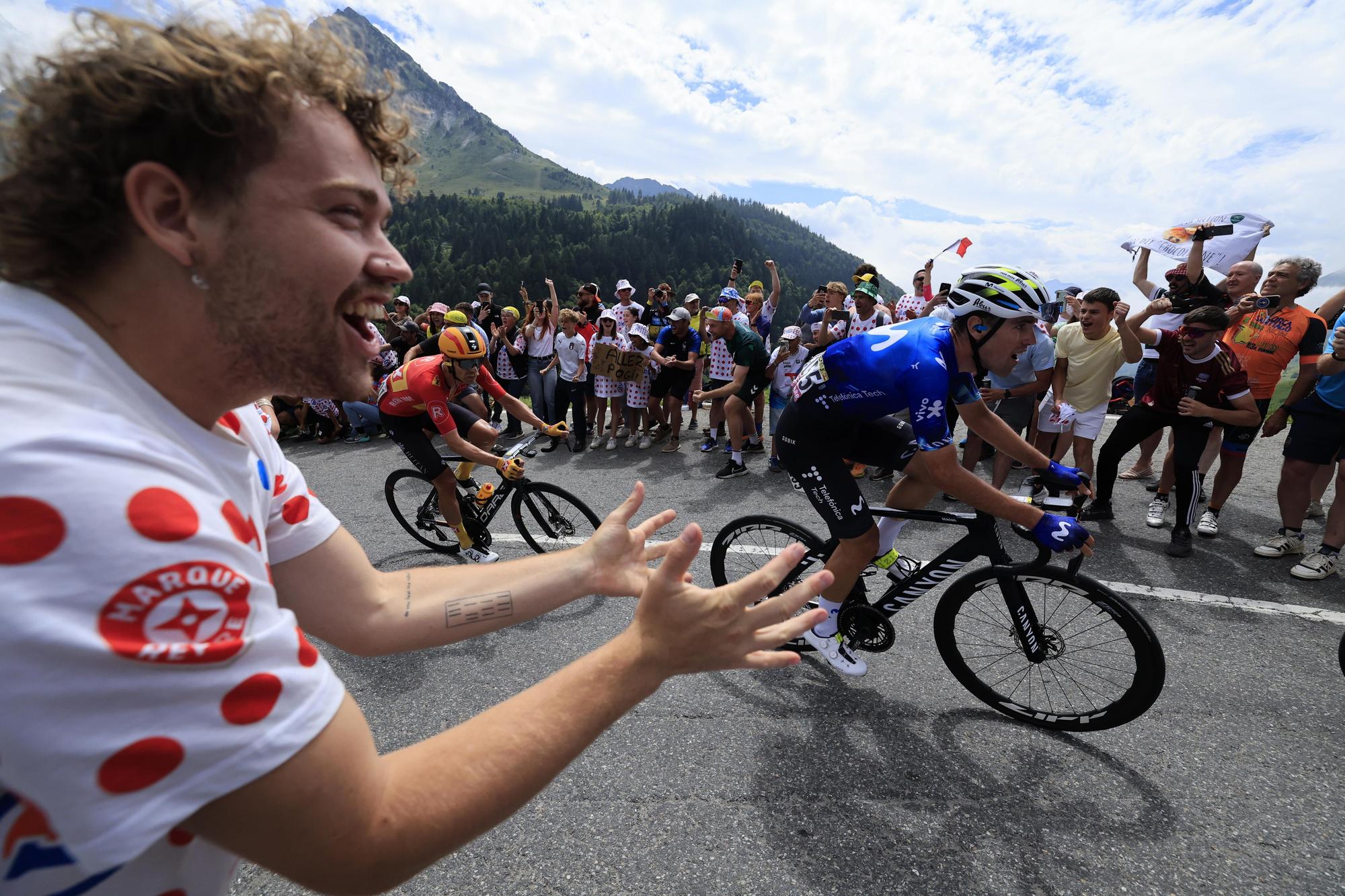 Oier Lazkano se une a la leyenda del Tourmalet