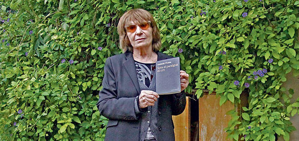 La autora Antònia Vicens (Santanyí, 1941), ayer en Can Alcover.