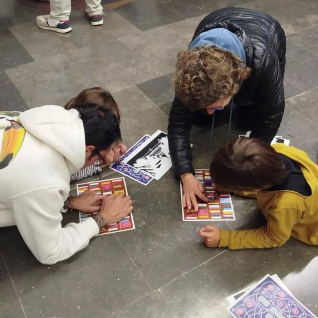 Una activitat amb infants a la biblioteca