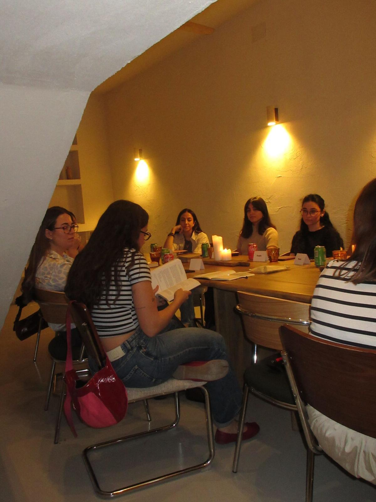 CLUB DE LECTURA TERESA SANZ EN CÓRDOBA