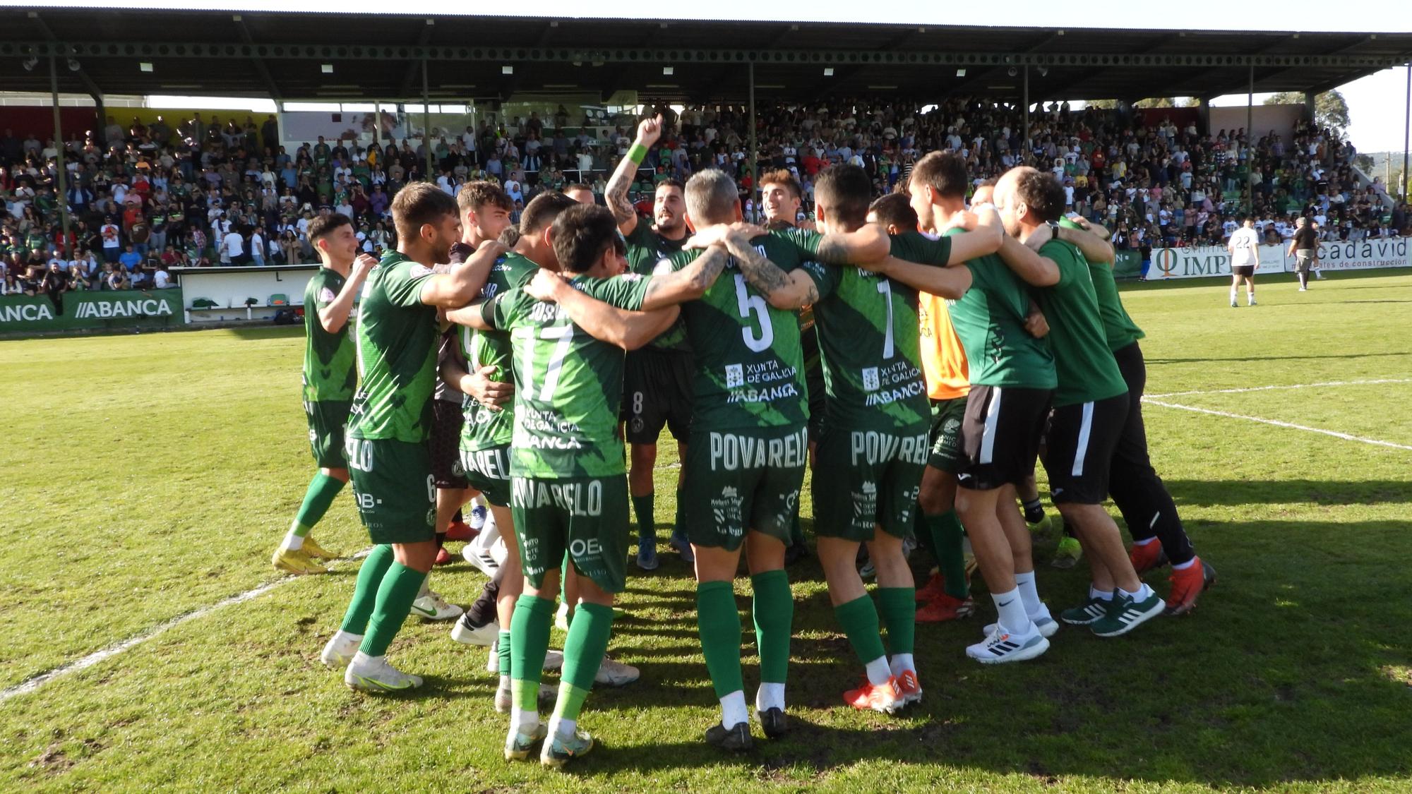 Las mejores imágenes del encuentro entre el Arenteiro y el Burgos Promesas (2-1)