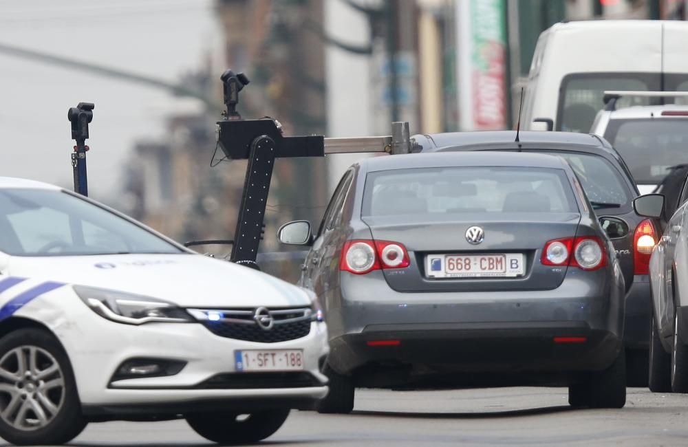 La policía belga dispara a un vehículo sospechoso en Bruselas