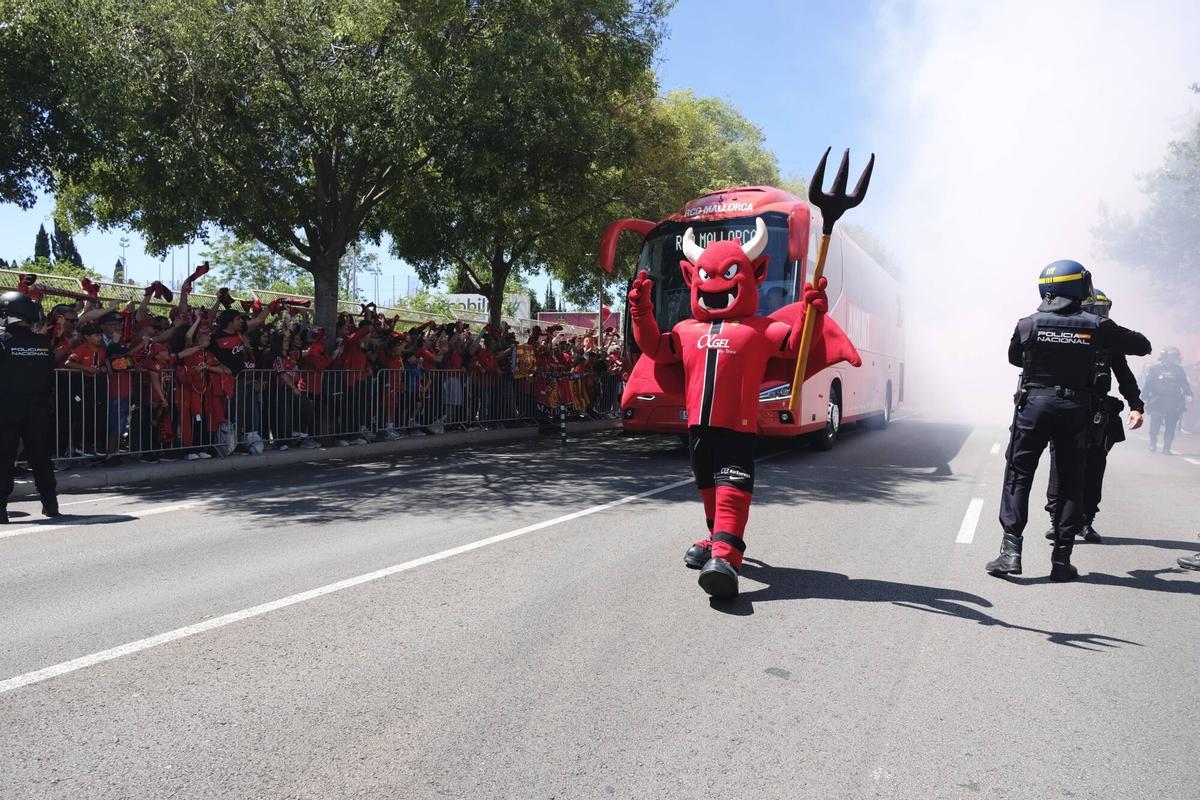 Así han recibido los aficionados al Mallorca en Son Moix antes del partido clave contra el Villarreal