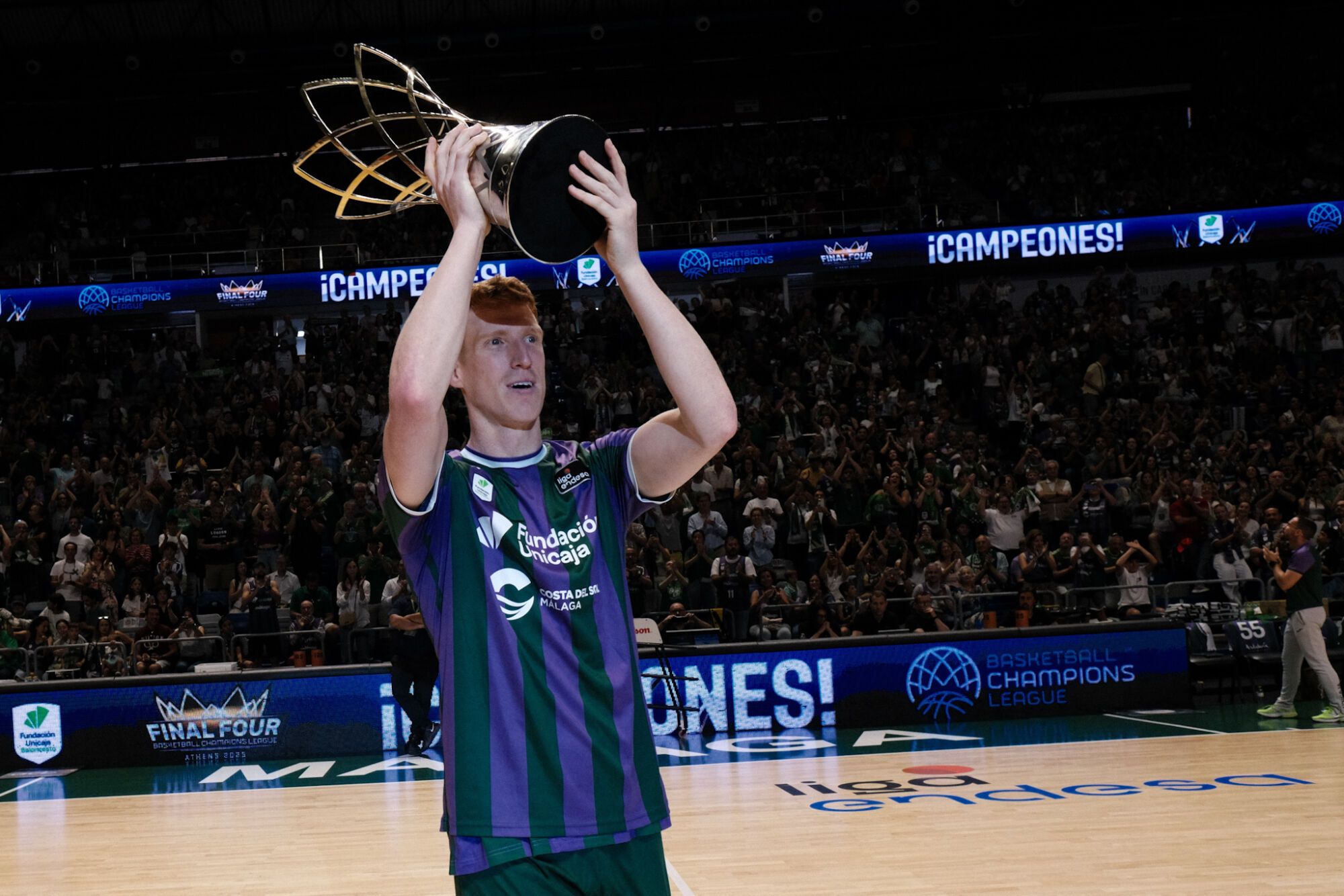 Imágenes de la celebración del título de la BCL en el Carpena