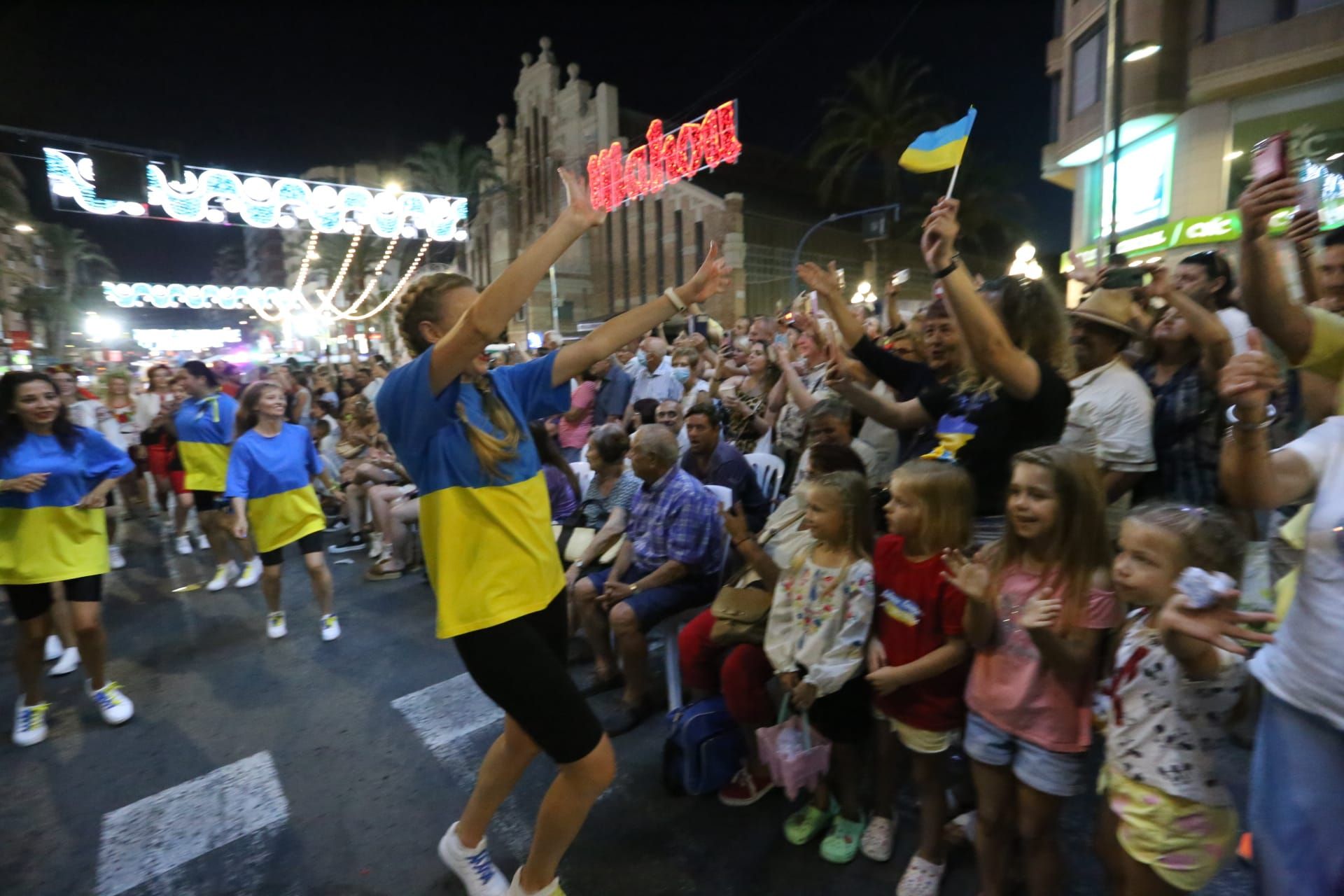 Desfile Folclórico Internacional de las Hogueras de Alicante 2022