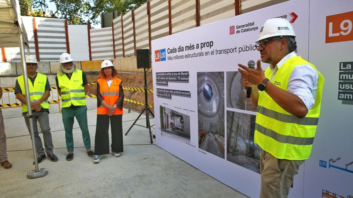 Visita de la consellera de Territori, Ester Capella, al pozo de Mandri de la L9