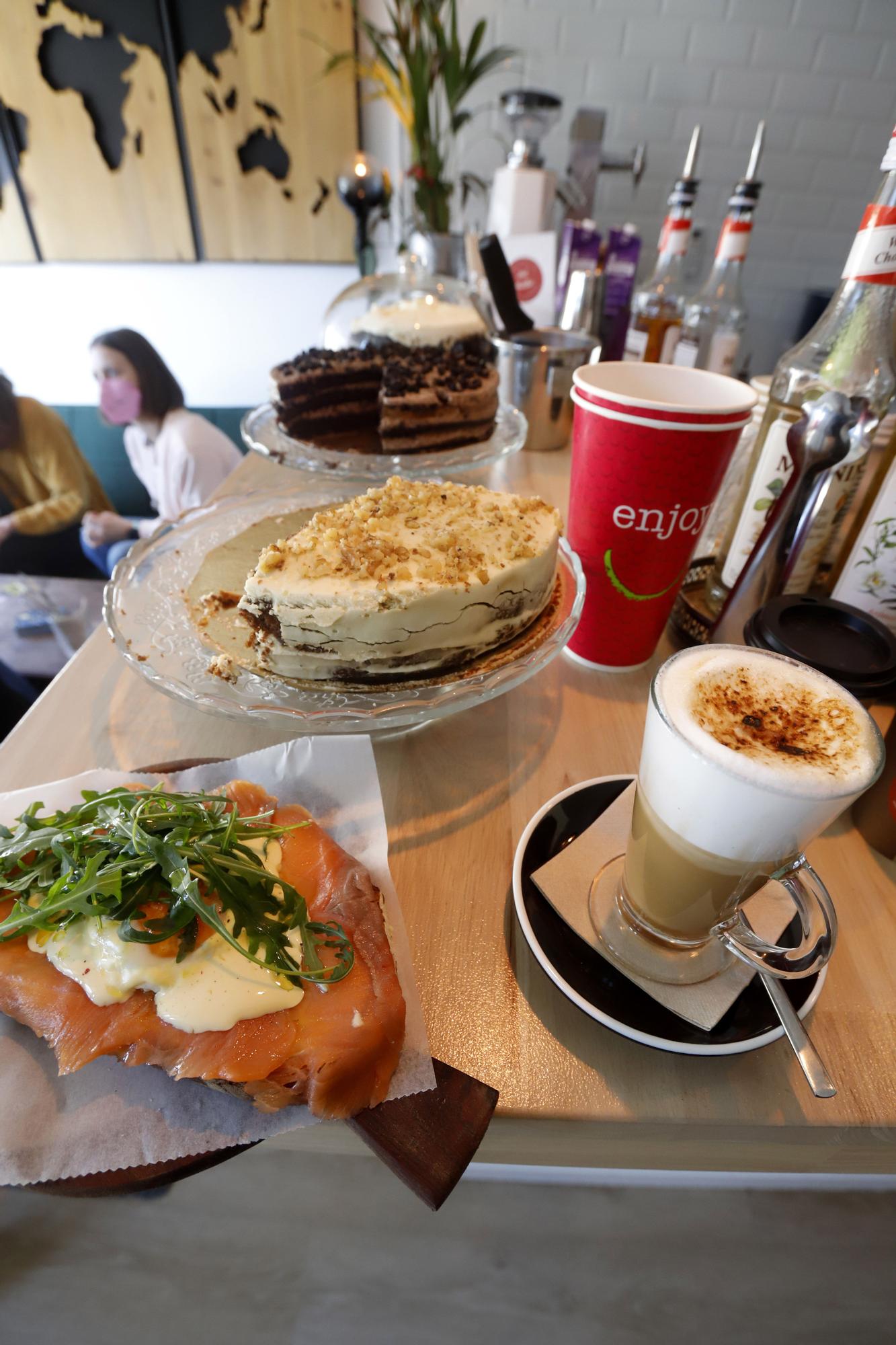 Así es la cafetería de Zaragoza Nati Natillas