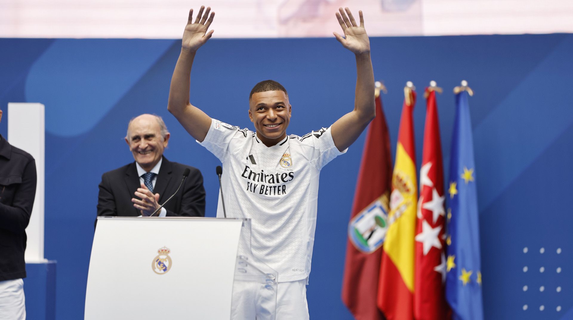 Kylian Mbappé  durante su presentación como jugador del Real Madrid