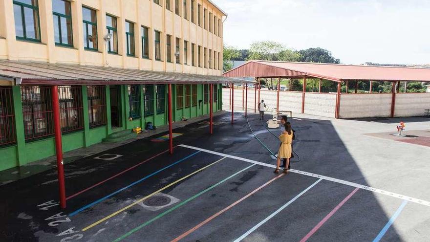 Colegio Raquel Camacho, cuyas obras de reparación se tramitaron como un contrato menor en 2016.