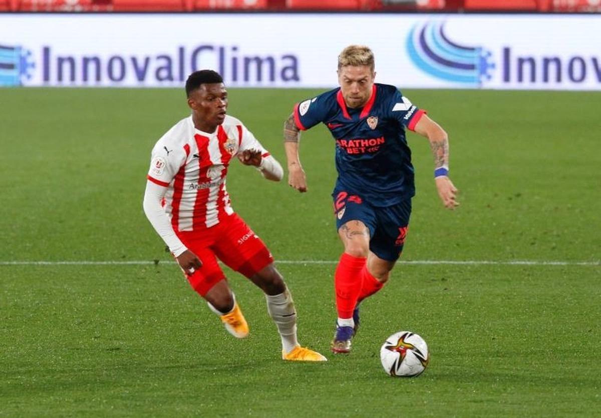 Ramazani persigue al 'Papu' Gómez