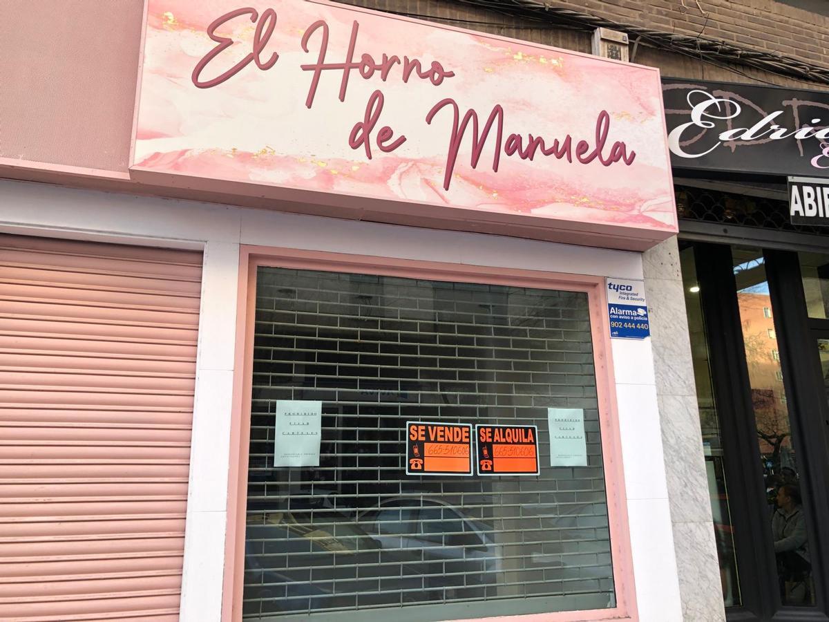 Cierre de El Horno de Manuela en la avenida de Portugal.