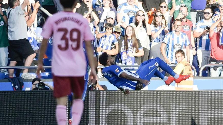 Deportivo startet durch und versetzt Valencia in Alarmbereitschaft