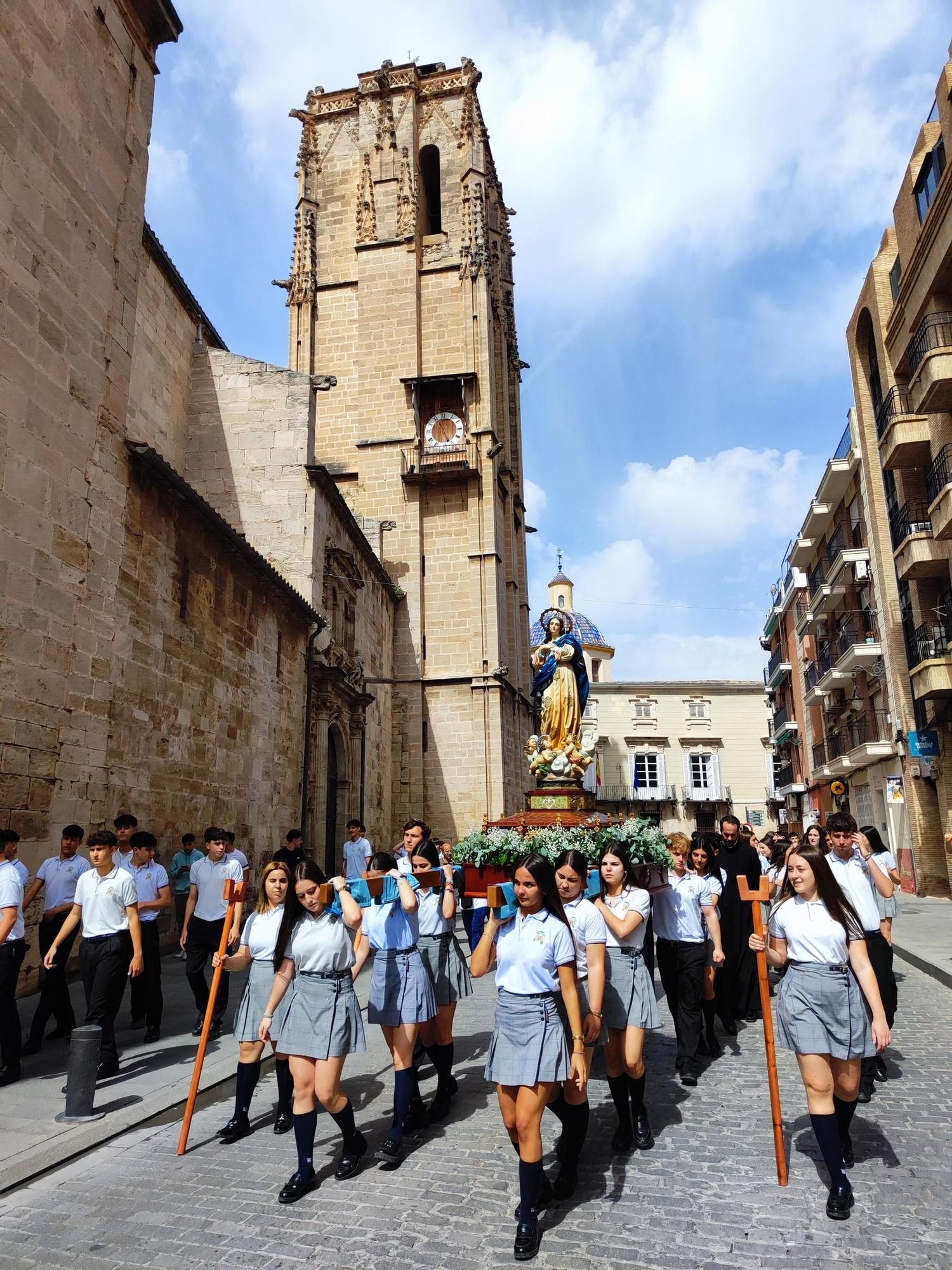 Romería desde el Colegio Santo Domingo de Orihuela al Santuario de Nuestra Señora de Monserrate