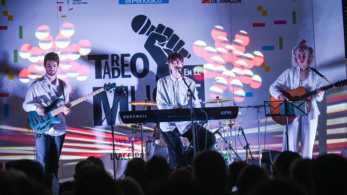 Arey deslumbra en el Pablo Serrano en el 'Tardeo en el museo'