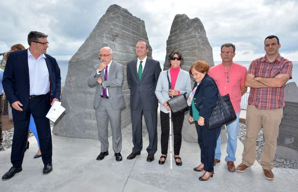 Inauguración del monumento de homenaje a los represaliados del Franquismo