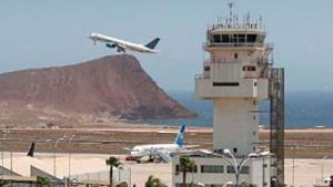 Les aerolínies culpen  d’impagaments en vols a les Balears i les Canàries Hisenda