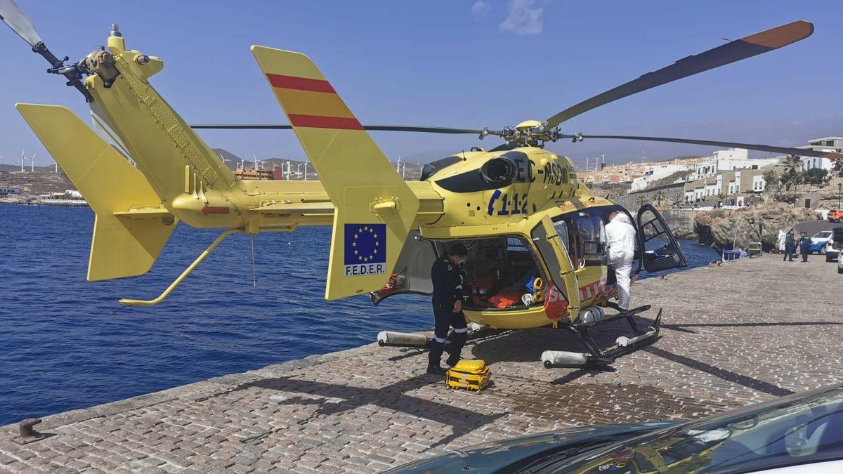 Tres morts i 41 rescatats al naufragi d’un ‘cayuco’ a Tenerife