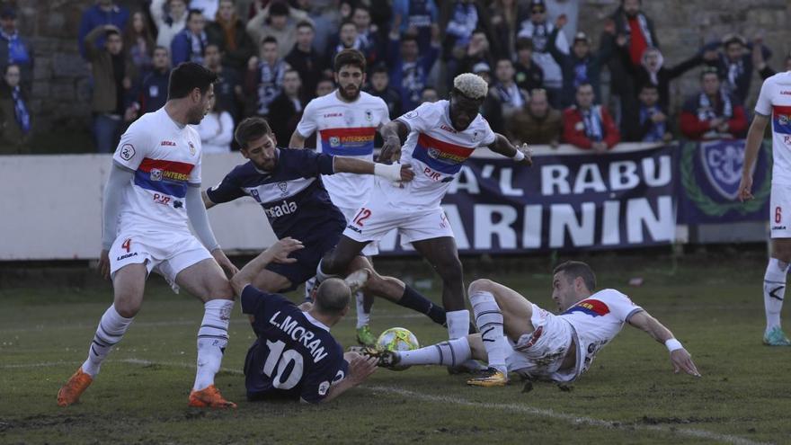 Una acción del Marino-Langreo de la pasada temporada