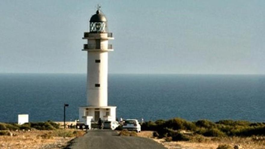Un conductor bebido mata a una pareja que iba en moto en Formentera