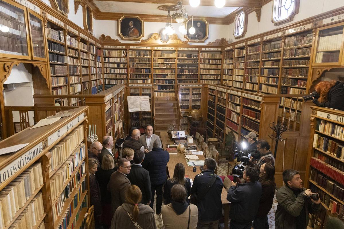 La biblioteca del colegio La Concepción de Ontinyent.