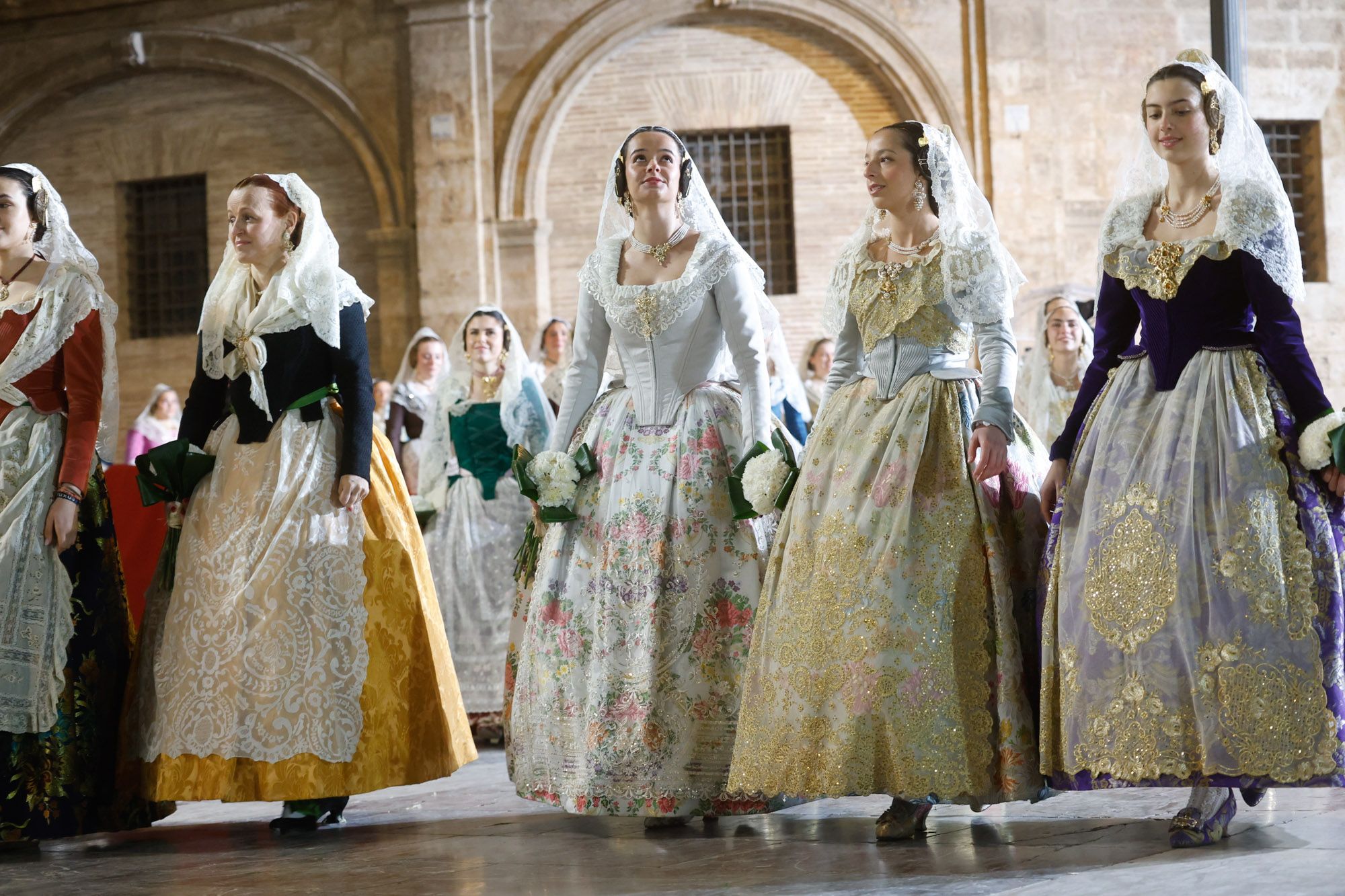 Todas las fotos de la Ofrenda del 17 de marzo por la calle de la Paz de 21:00 a 22:00 horas
