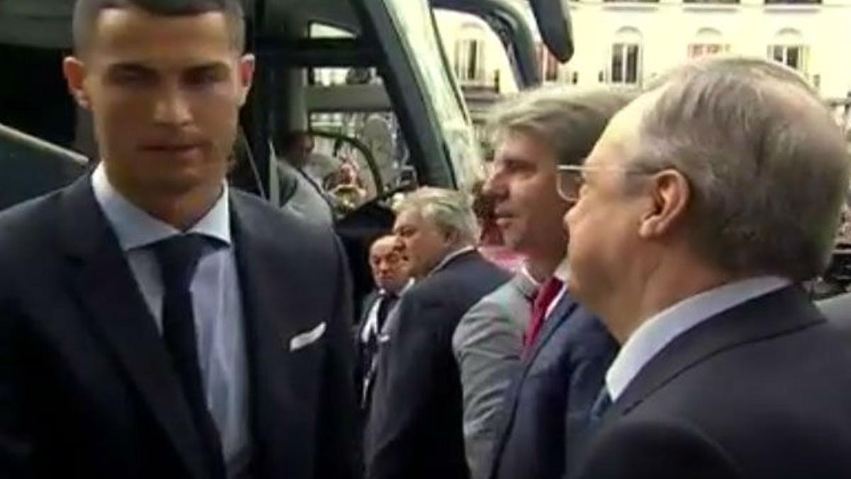 El frío saludo entre Cristiano Ronaldo y Florentino en la fiesta del Real Madrid