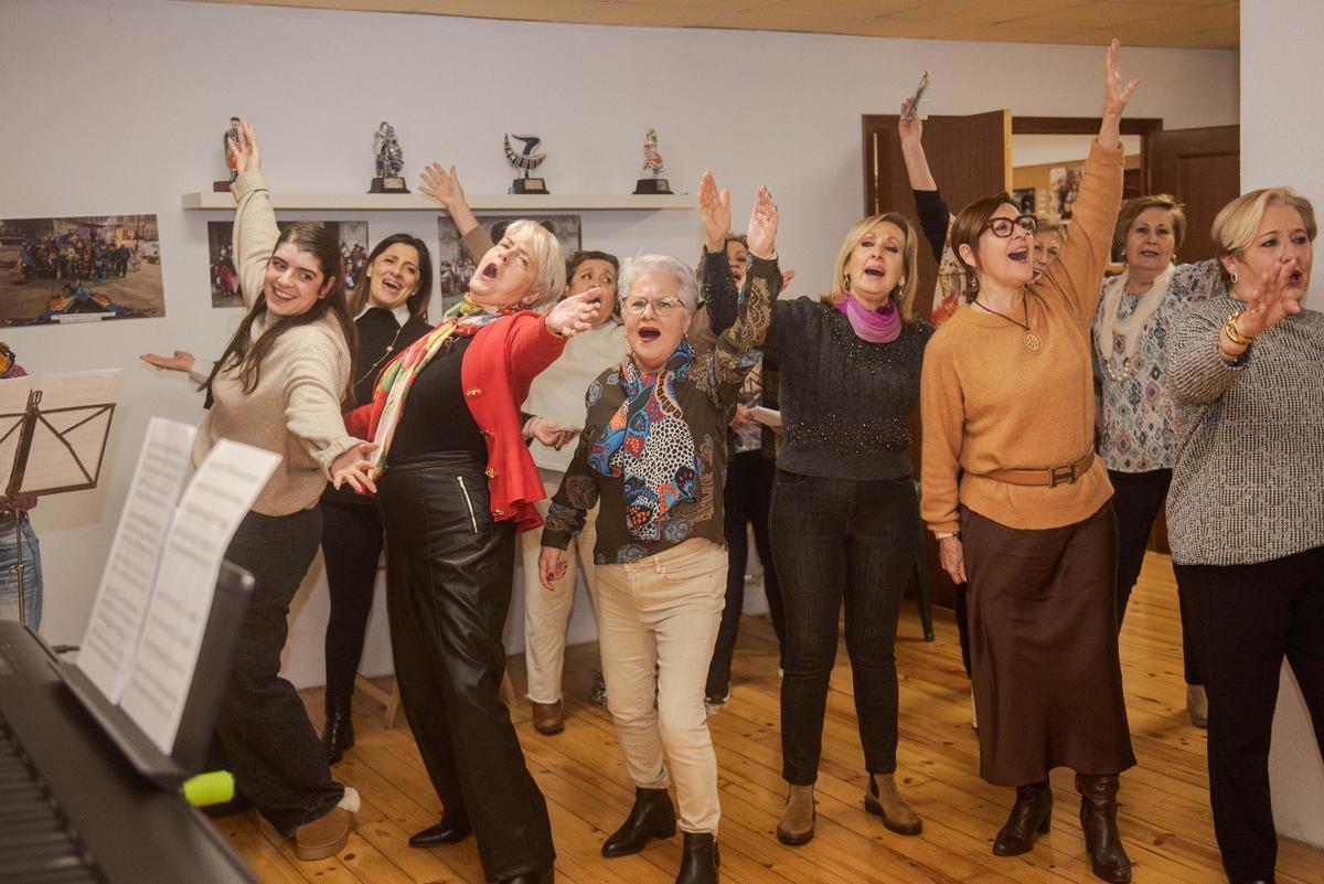 Las comparsas de A Coruña calientan motores para el Carnaval 2026