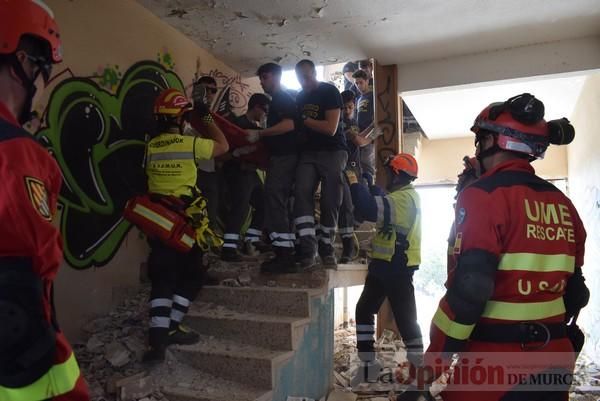 Simulacro de la UME en Alcantarilla