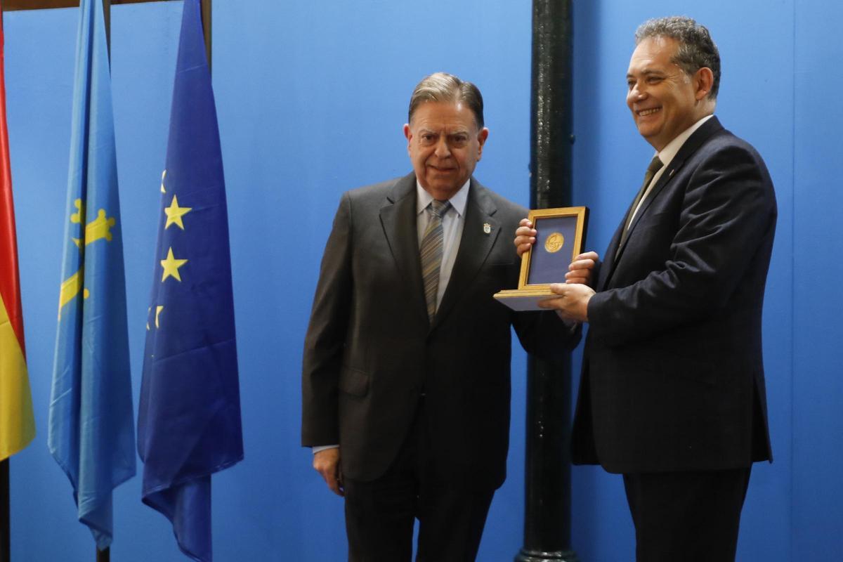 La Fundación Vinjoy, Medalla de Oro de Oviedo por su "compromiso, dignidad y justicia" La Fundación Vinjoy, Medalla de Oro de Oviedo por su "compromiso, dignidad y justicia"