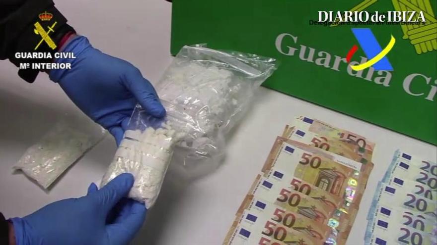 Arrestado en un barco de Ibiza a Palma con 700 gramos de cocaína