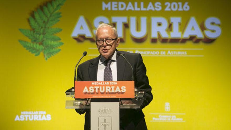 José Manuel Vaquero, consejero de Prensa Ibérica, Medalla de Oro de Asturias