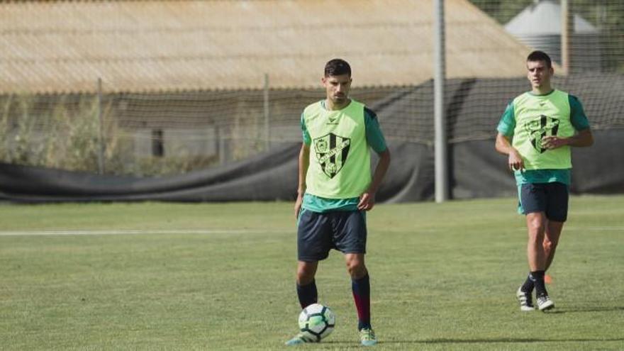 El Huesca se prepara para ganar en el campo del Osasuna